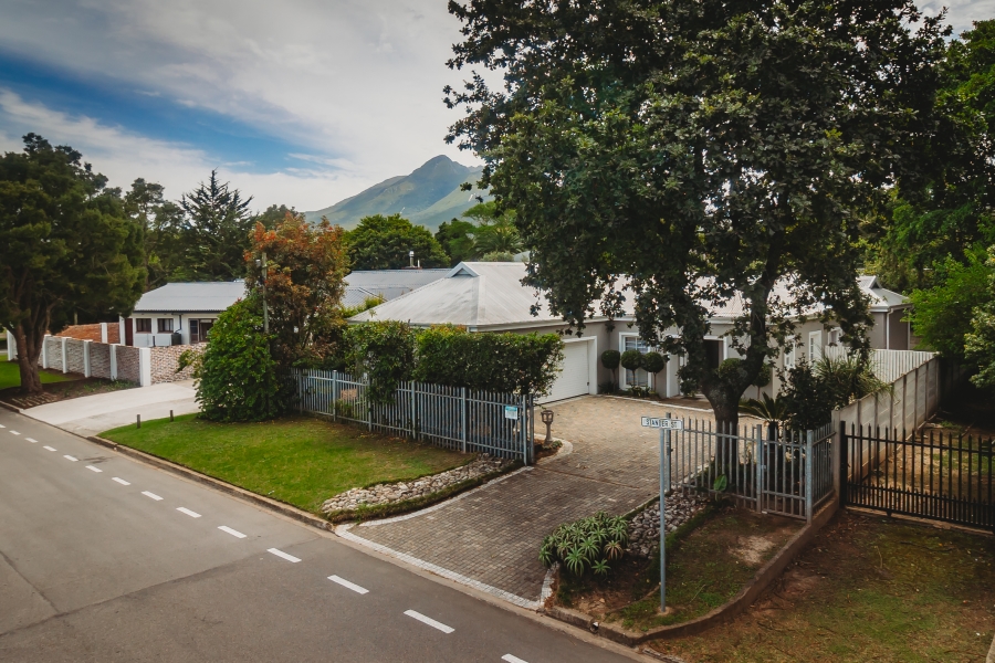 3 Bedroom Property for Sale in Eden Western Cape